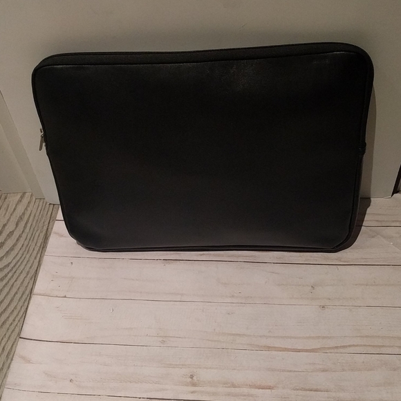 🌺🌸 Silver Computer cover 🍀🍀🍀 - Picture 5 of 8